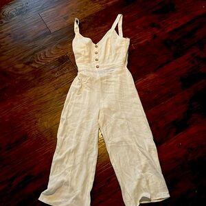 Crème jumper never worn.